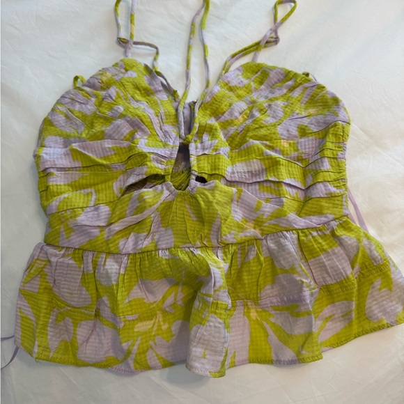 ASTR Top - Picture 2 of 2